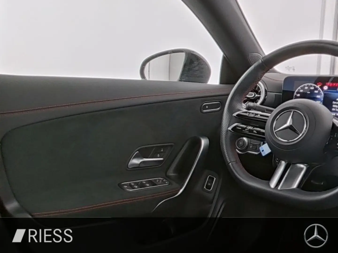 CLA 200 Coupé AMG Sport Night LED Pano Ambi 19''