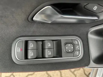 CLA 200 Coupé AMG Pano Night SOUND LED Kam Keyl.