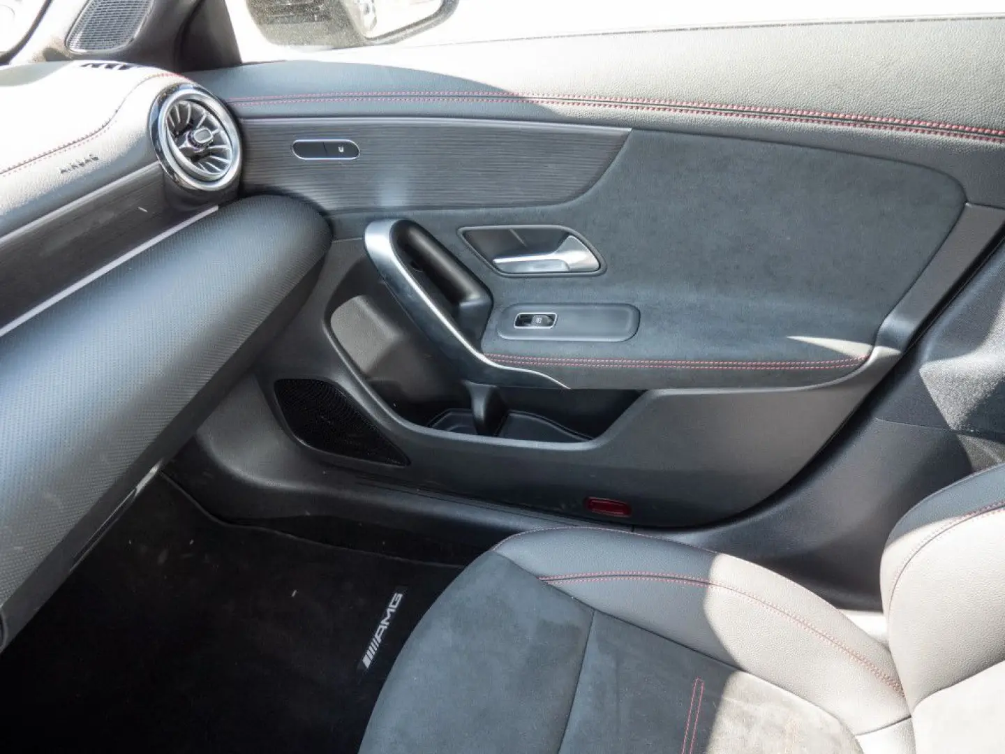 CLA 180 Coupé AMG Line Abstandstemp. LED Pano Na