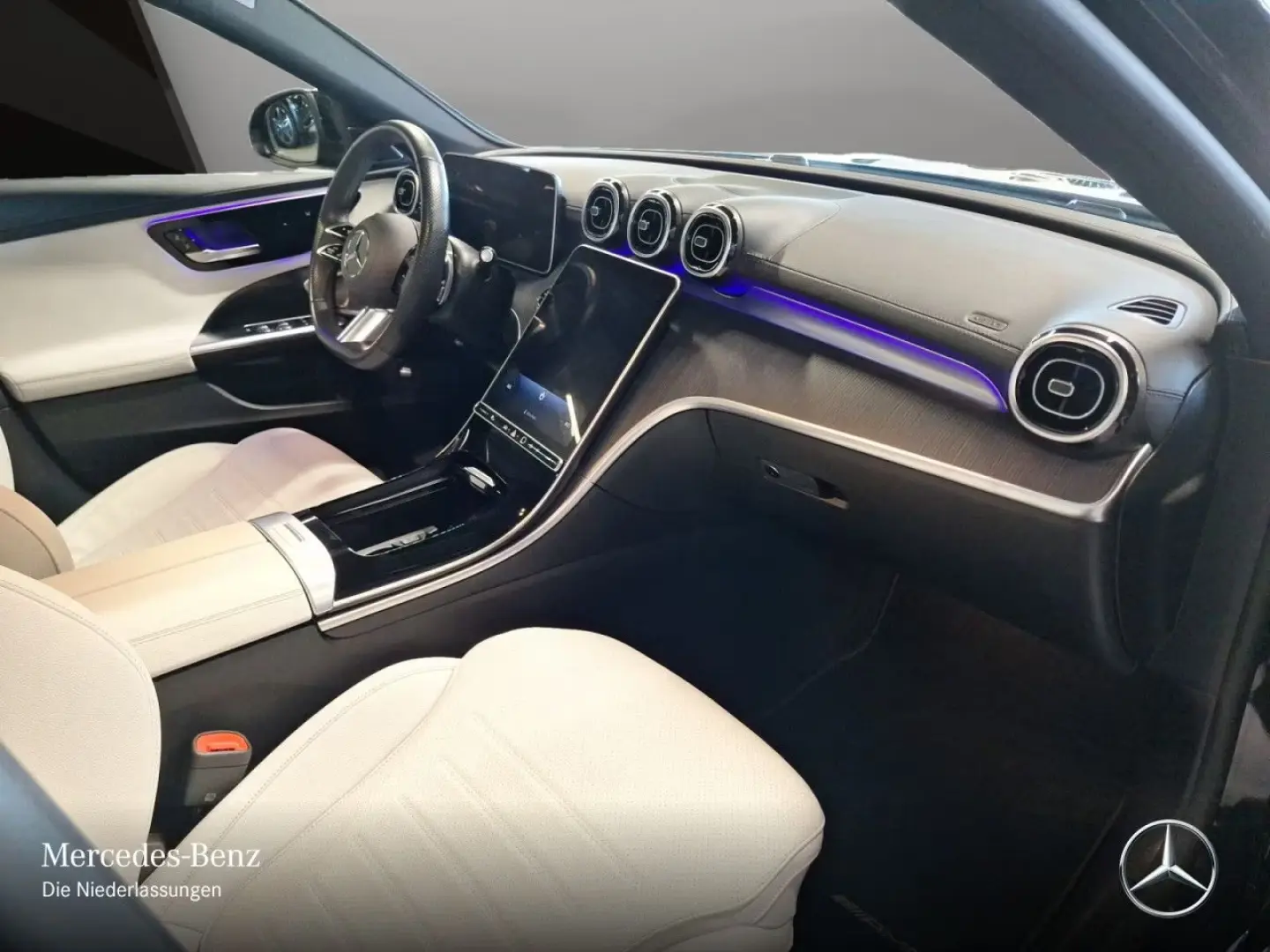 Mercedes-Benz C 200 AMG Advanced LED 19' Burm3D