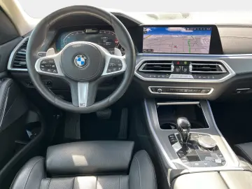 X5 xDrive40d xLine Head-Up DAB Aktivlenkung