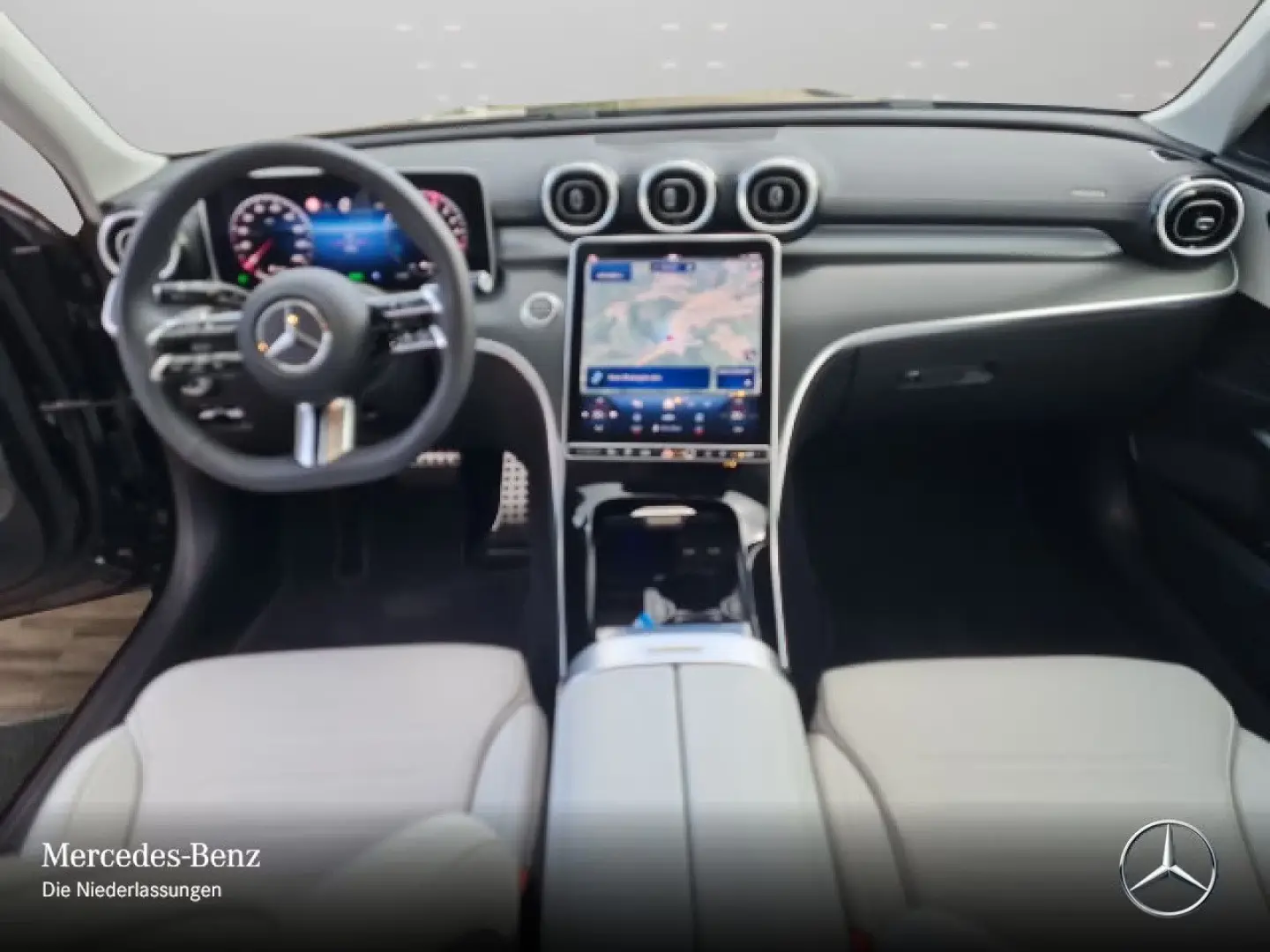 Mercedes-Benz C 300 de AMG Advanced Pano LED