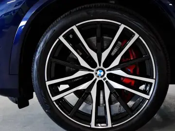 X5 xDrive40d M Sportpaket   Integral-Aktivlenkun