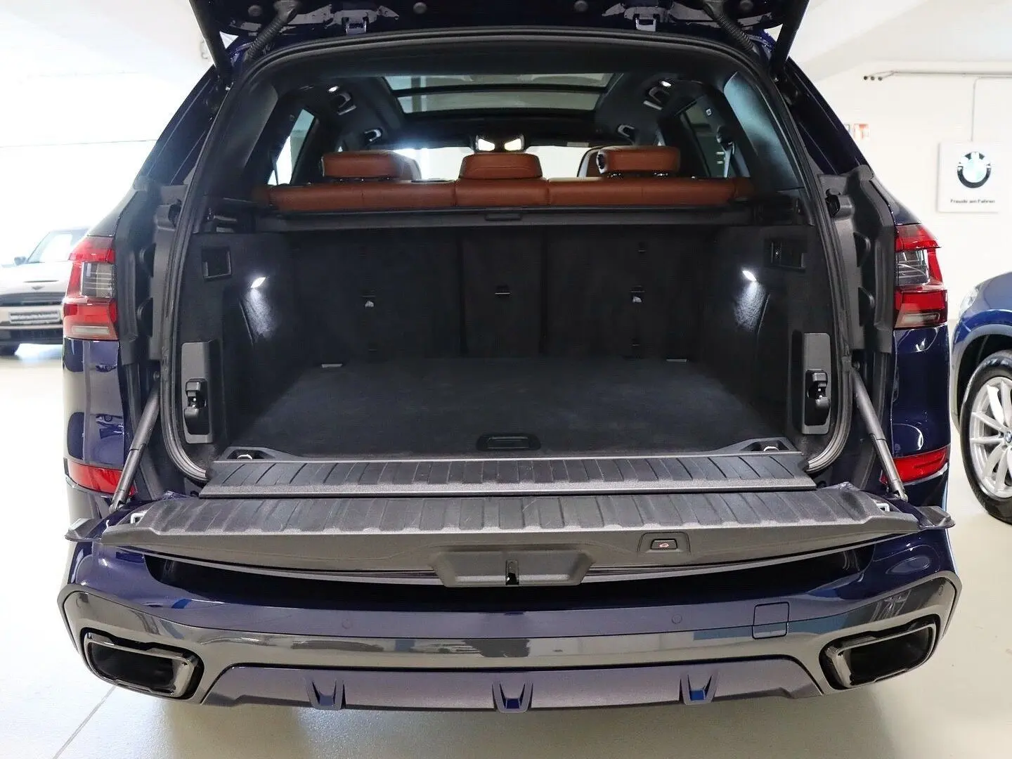 X5 xDrive40d M Sportpaket   Integral-Aktivlenkun