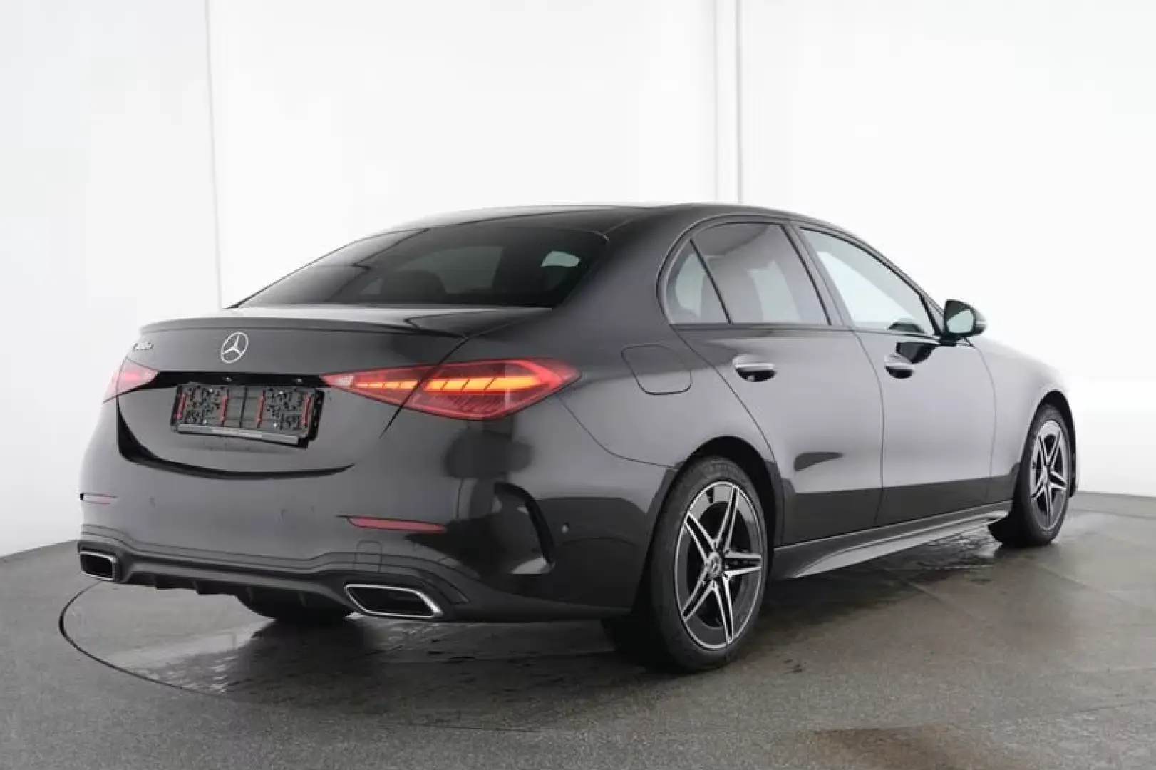 Mercedes-Benz C 300 e AMG Premium