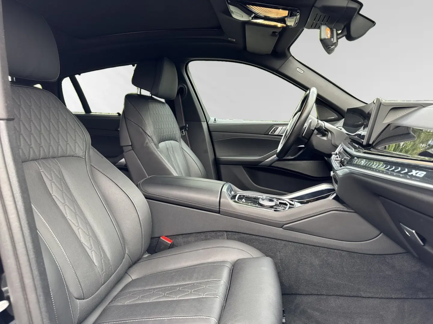 X6 xDrive40i M Sport Pro AHK Pano H K Standhzg.