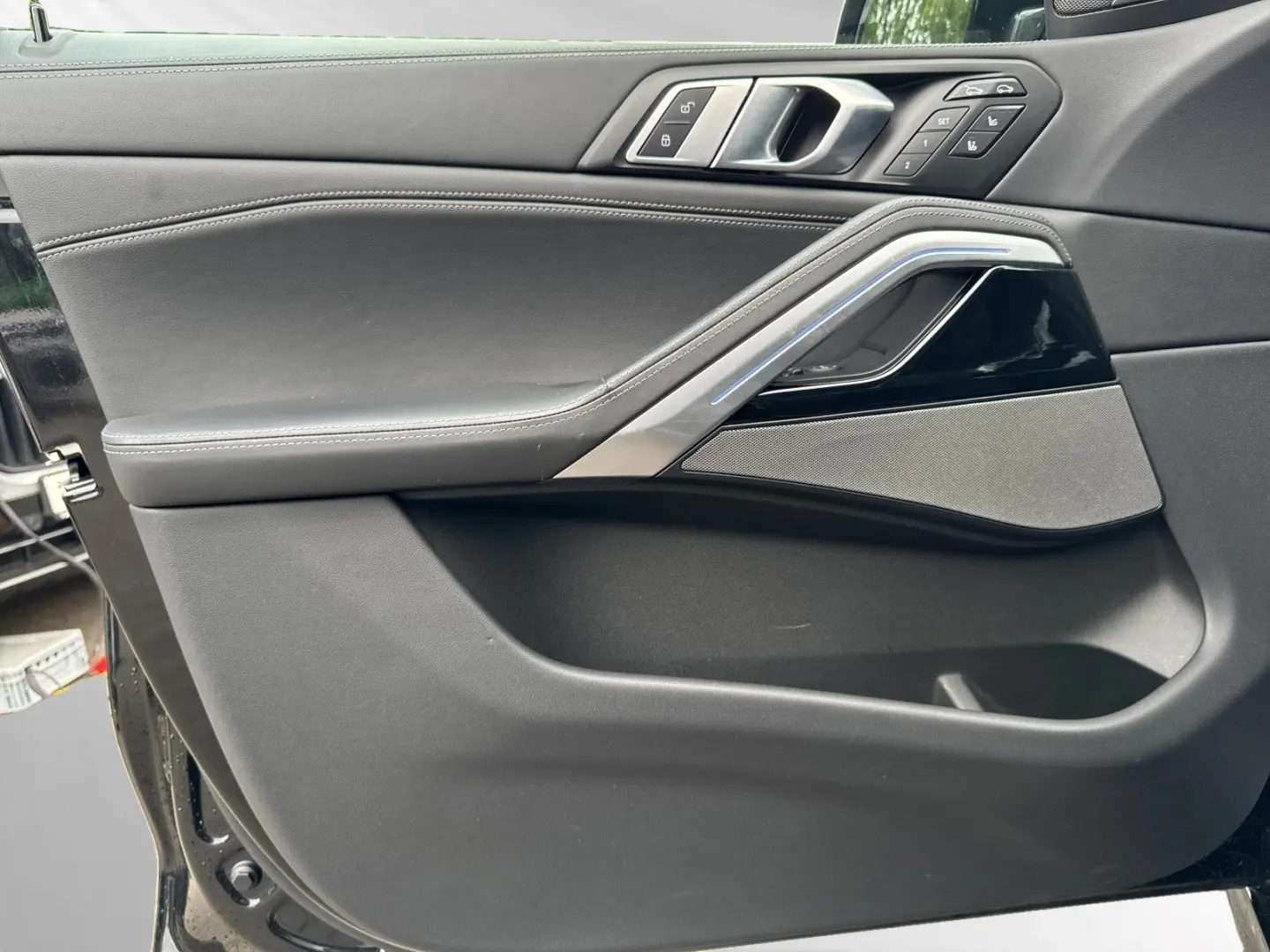 X6 xDrive40i M Sport Pro AHK Pano H K Standhzg.