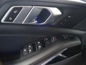 X5 xDrive 40 d M Sport