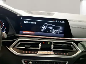 X5 xDrive40d M Sport Standheizung Massage AHK