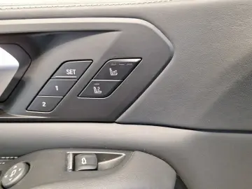 X5 xDrive40d M Sport Standheizung Massage AHK