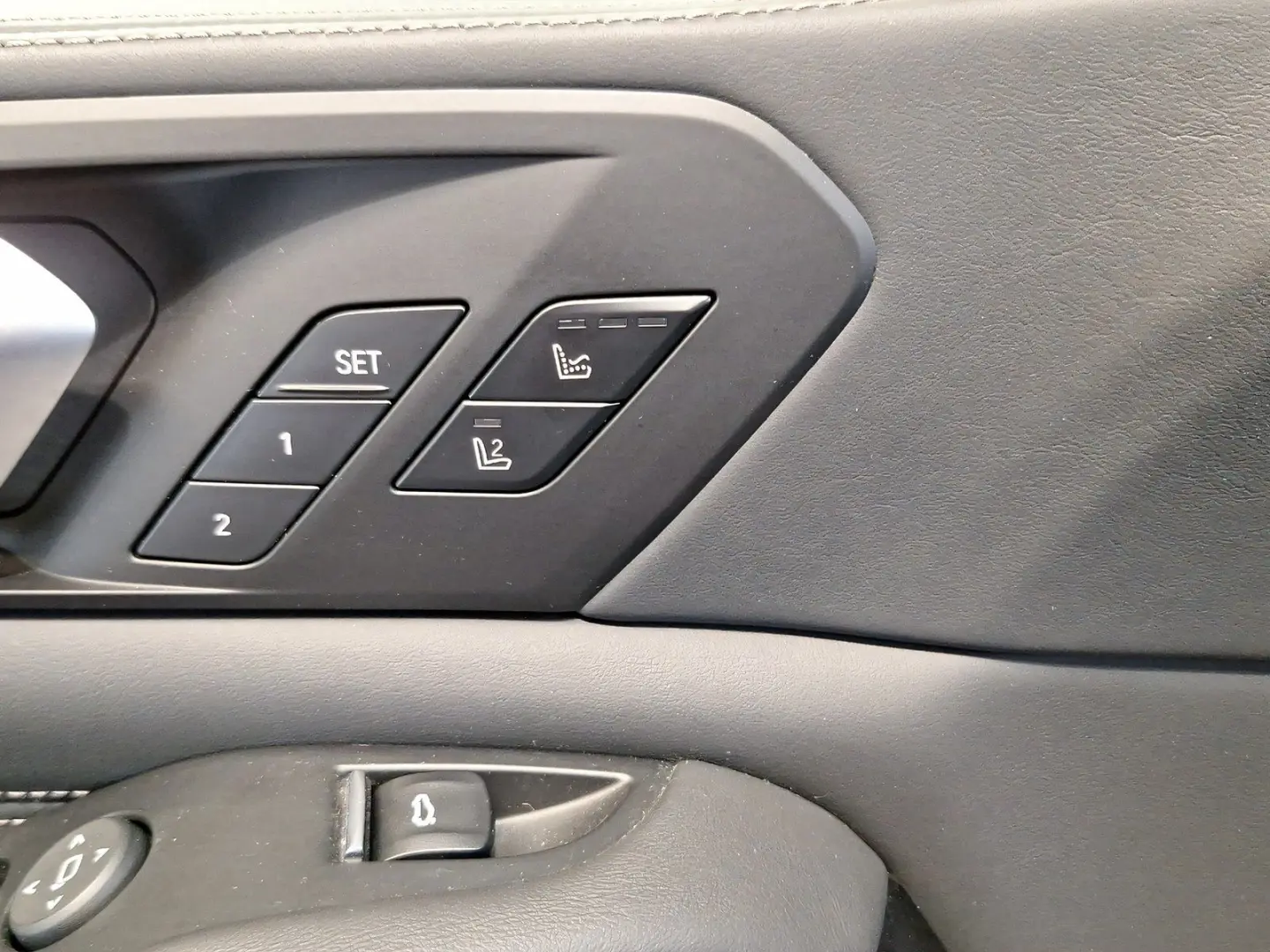 X5 xDrive40d M Sport Standheizung Massage AHK