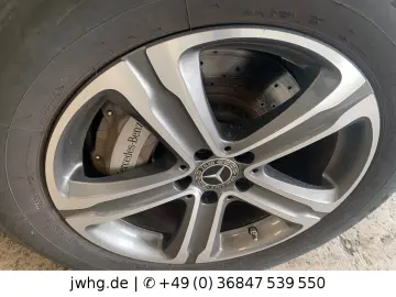 GLC 300 e 4M LED Navi  18  Kam DAB Tempomat