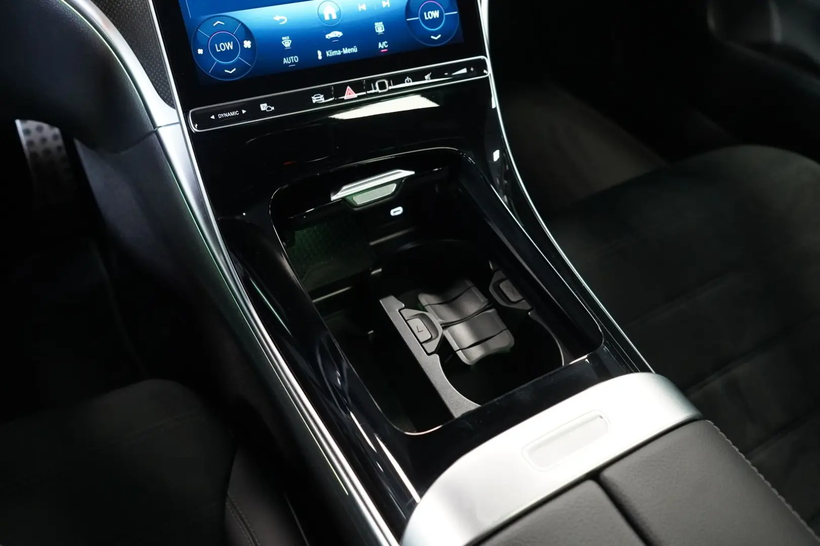 CLE 200 AMG PANO WIDE TOTW MEMORY