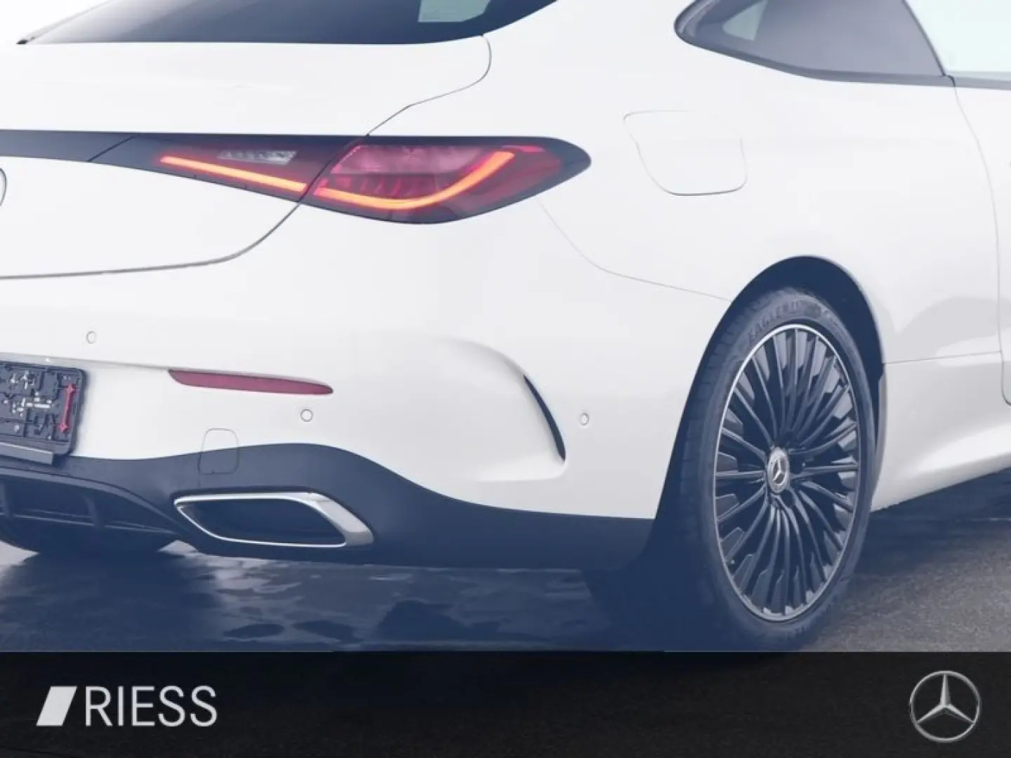 CLE 200 Coupé AMG FAHRASSIST PANO NIGHT RFK DIST