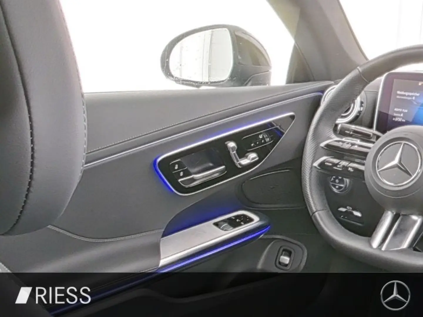 CLE 200 Coupé AMG FAHRASSIST PANO NIGHT RFK DIST