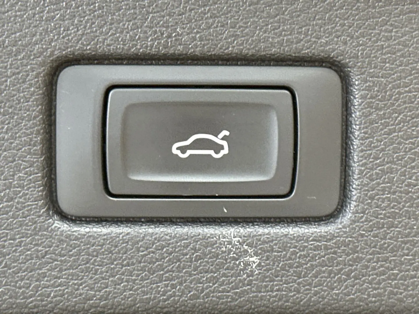 A5 SpB 40 TFSI Qu S-Line Black NAV LED PANO 20ZO