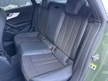 A5 SpB 40 TFSI Qu S-Line Black NAV LED PANO 20ZO