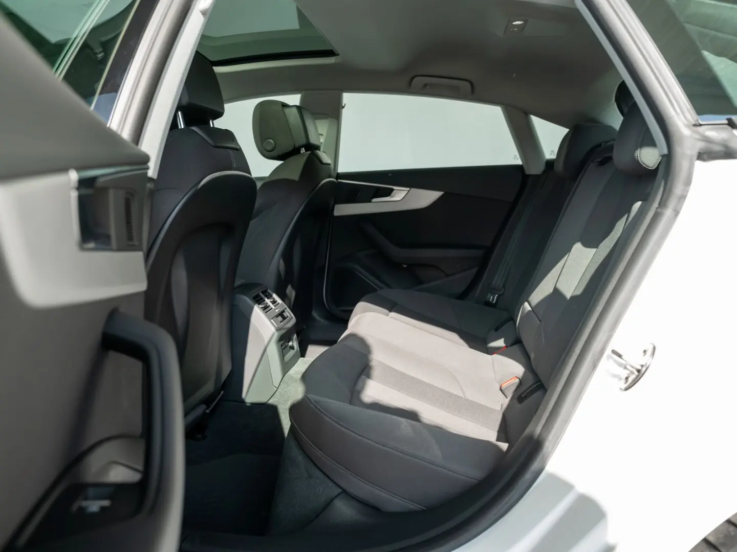 A5 Sportback 40 TDI 150(204) S tronic Laser LM