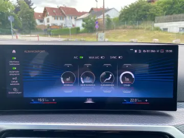 320d xDrive Limousine M Sport Glasdach DA ACC PA