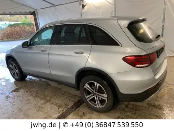 GLC 300 e 4M LED Virtual Kam Tempomat Navi