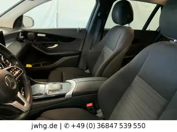 GLC 300 e 4M LED Virtual Kam Tempomat Navi