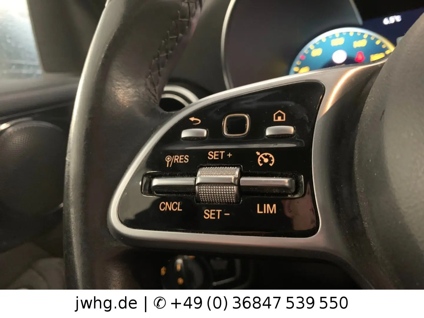 GLC 300 e 4M LED Virtual Kam Tempomat Navi