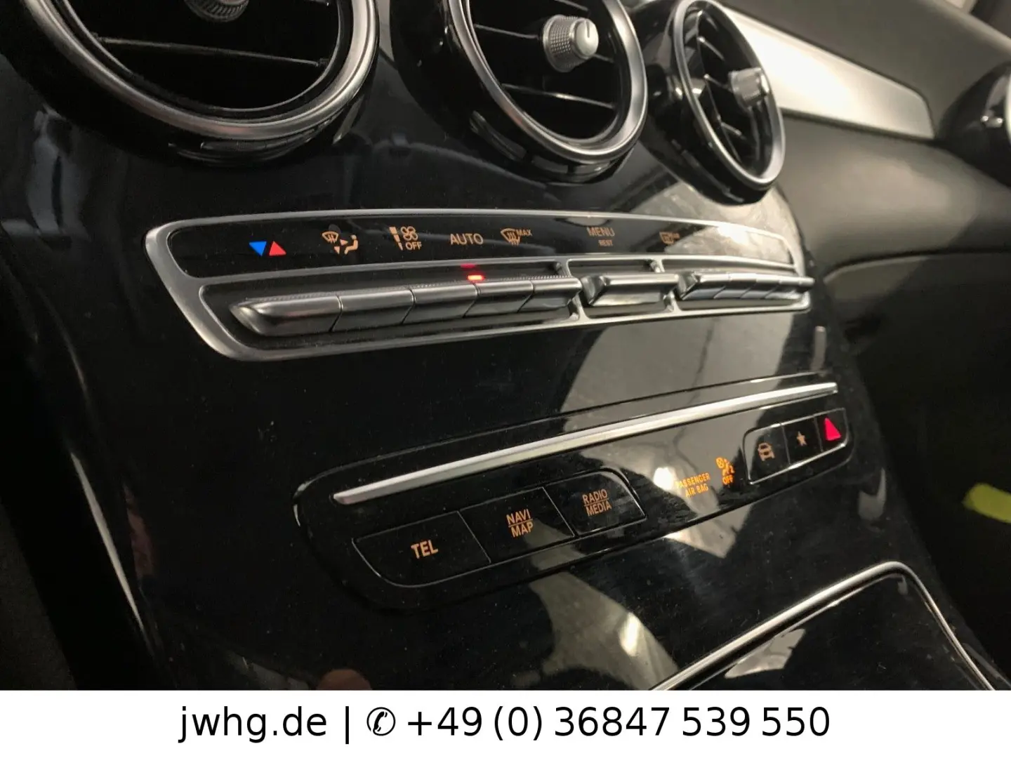 GLC 300 e 4M LED Virtual Kam Tempomat Navi