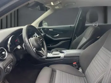 GLC 220 d 4M  MBUX KAMERA AHK SHZ AUT Distr LED