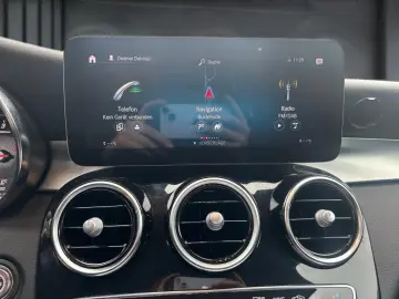 GLC 220 d 4M  MBUX KAMERA AHK SHZ AUT Distr LED