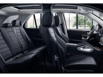 GLE 300 d 4M  MBUX PANO KAMERA WIDE 360  SHZ AUT