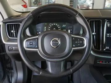 Volvo XC 60 D4 AWD Momentum