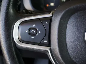 Volvo XC 60 D4 AWD Momentum