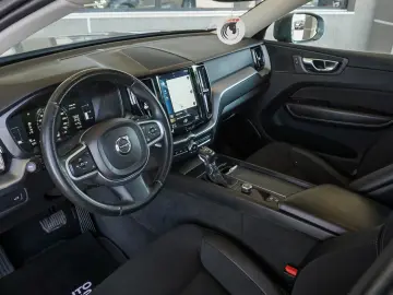 Volvo XC 60 D4 AWD Momentum