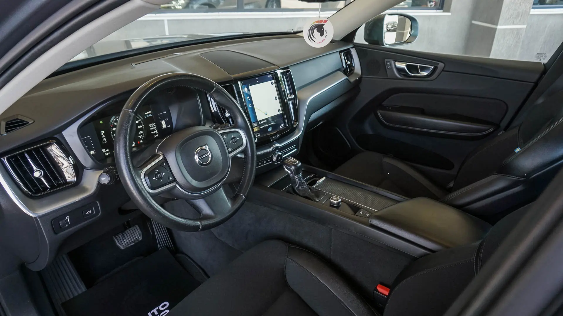 Volvo XC 60 D4 AWD Momentum