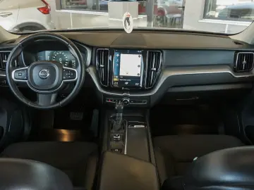 Volvo XC 60 D4 AWD Momentum