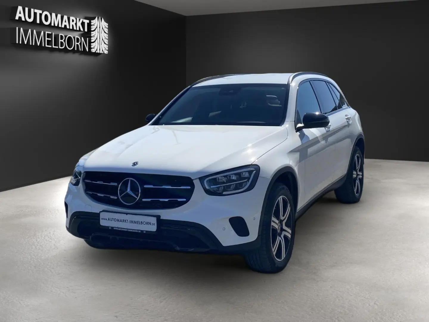 GLC 300 e 19 Night AHK Leder Kamera LED DAB Navi