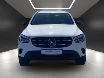 GLC 300 e 19 Night AHK Leder Kamera LED DAB Navi