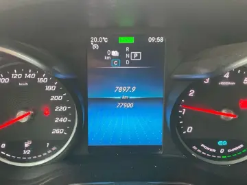 GLC 300 e 19 Night AHK Leder Kamera LED DAB Navi