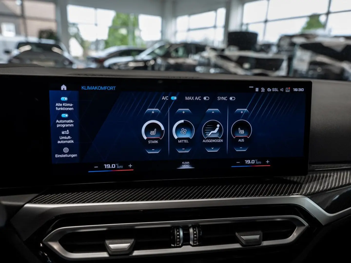 M2 Coupe HUD LED ACC NAVI H K KAMERA LEDER SHZ