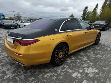Mercedes-Benz S 560