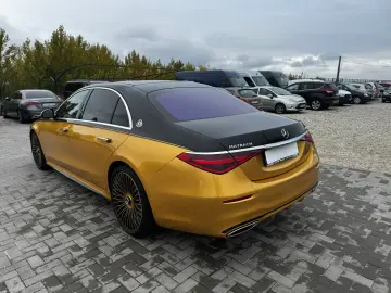 Mercedes-Benz S 560