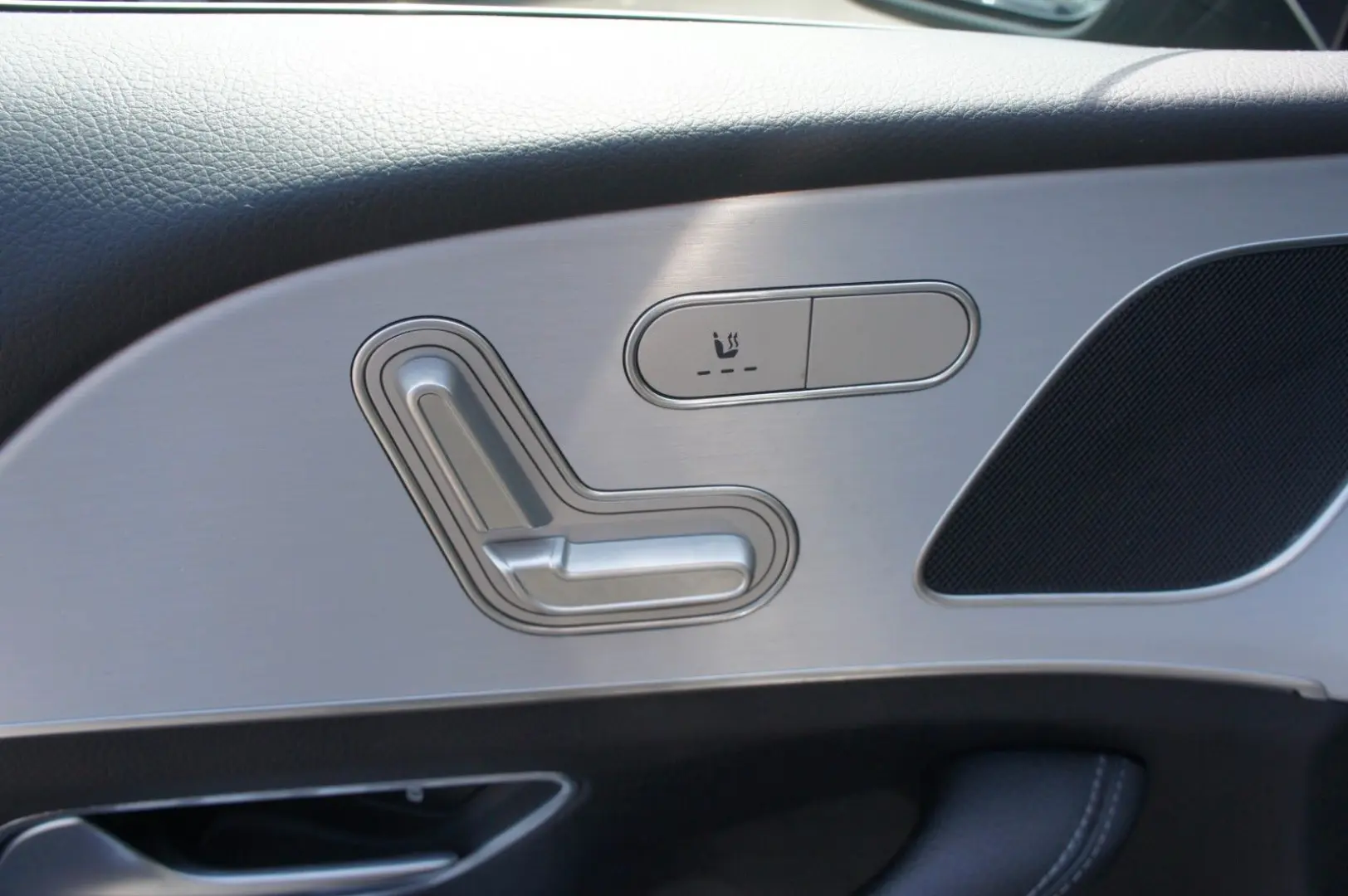 GLE 300d 4Matic  ACC AHK PANO 360  4xSH APP DAB