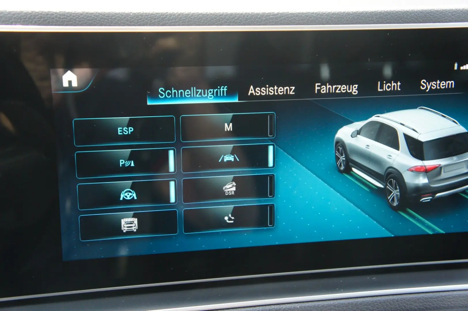 GLE 300d 4Matic  ACC AHK PANO 360  4xSH APP DAB