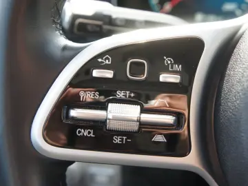 GLE 300d 4Matic  ACC AHK PANO 360  4xSH APP DAB