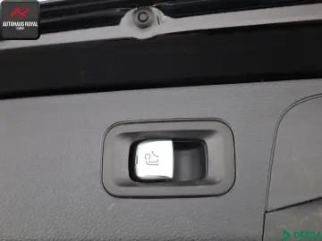 GLC 200 d 4M KAMERA SPORTSITZE SPURHALTE PANO SH