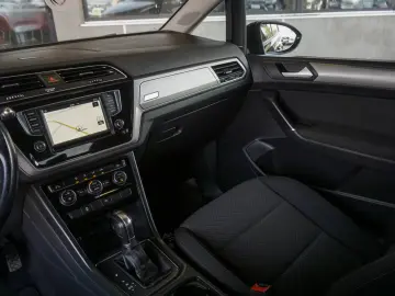 Volkswagen Touran 2.0 TDI DSG Comfortline