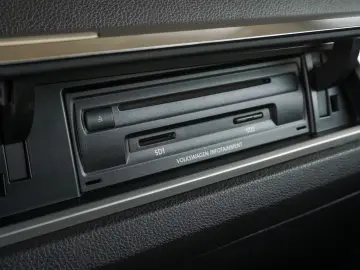 Volkswagen Touran 2.0 TDI DSG Comfortline