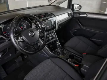 Volkswagen Touran 2.0 TDI DSG Comfortline