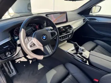 530 d Limousine xDrive M-Sport