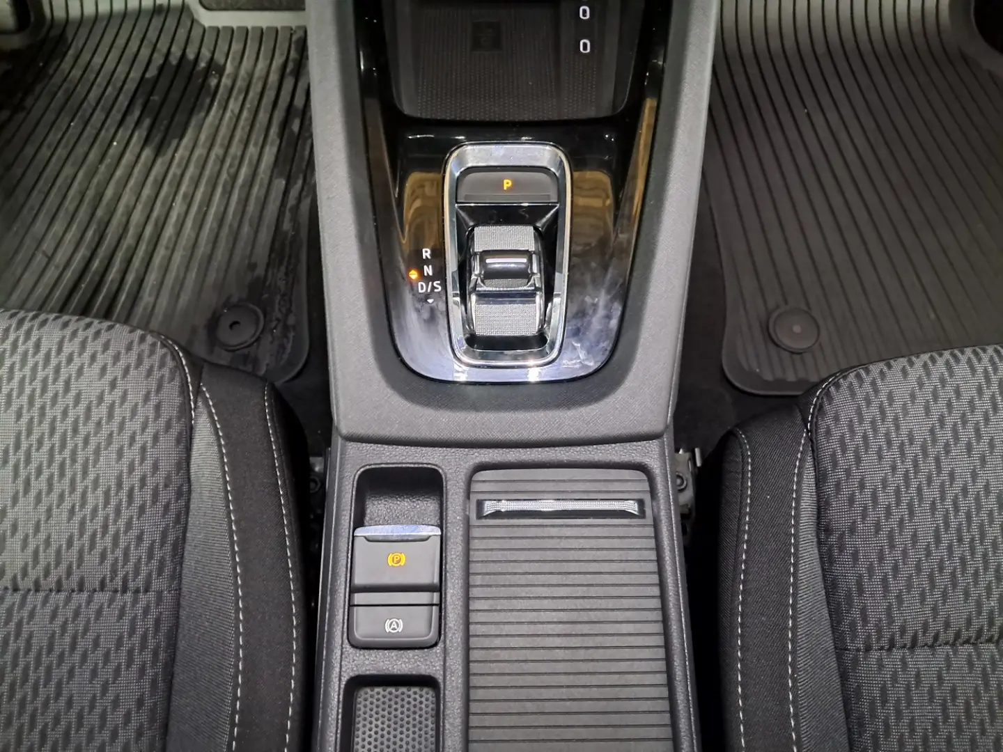 SKODA OCTAVIA IV STYLE BREAK 2.0TDI 150CP DSG7 MATRIX NAVI3D